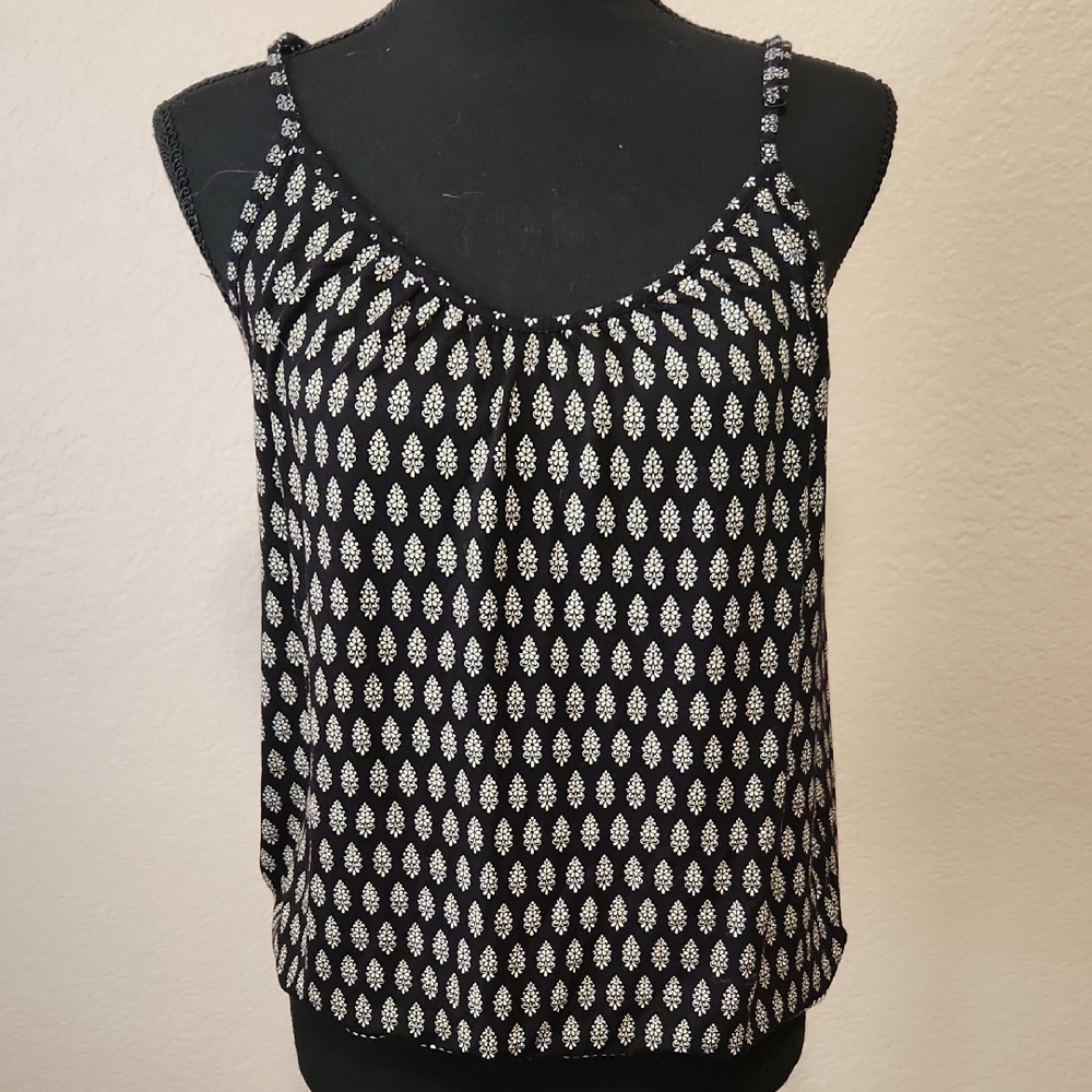 Black and White Geometric Crop Camisole